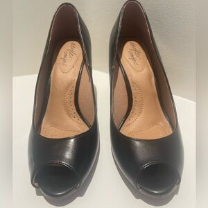 Black Peep-Toe Women's Wedges